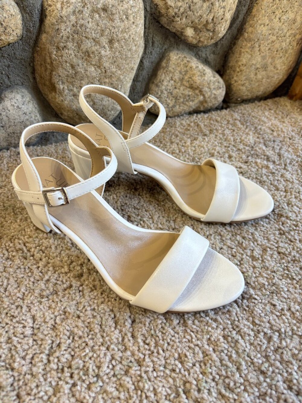 White Naturalizer-Bristol Sandal Size 6.5